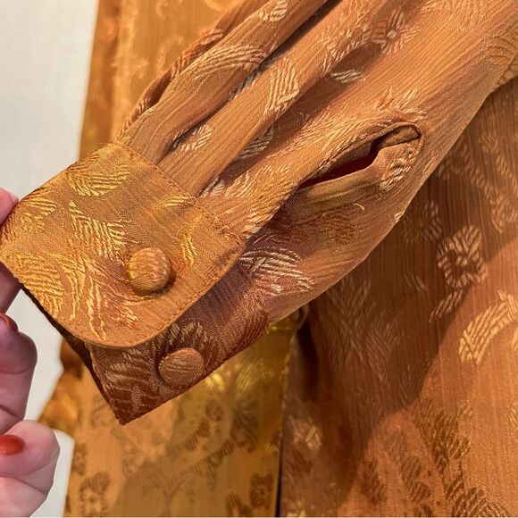 Vintage Christie & Jill oriental inspired blouse, gold/yellow EUC medium - Picture 5 of 7